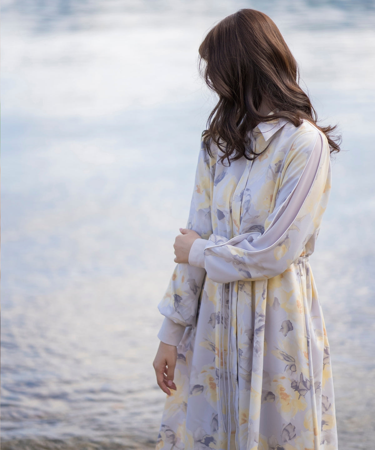 【洗える】水彩花ラインワンピース