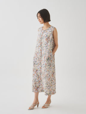 6/5(金)21:00発売開始【洗える】小さな花のノースリーブワンピース