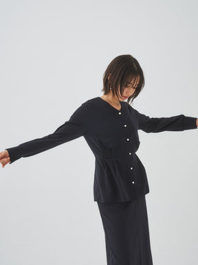 3/20(金)11:00発売開始【洗える】スウェットな着心地ペプラムブラウス