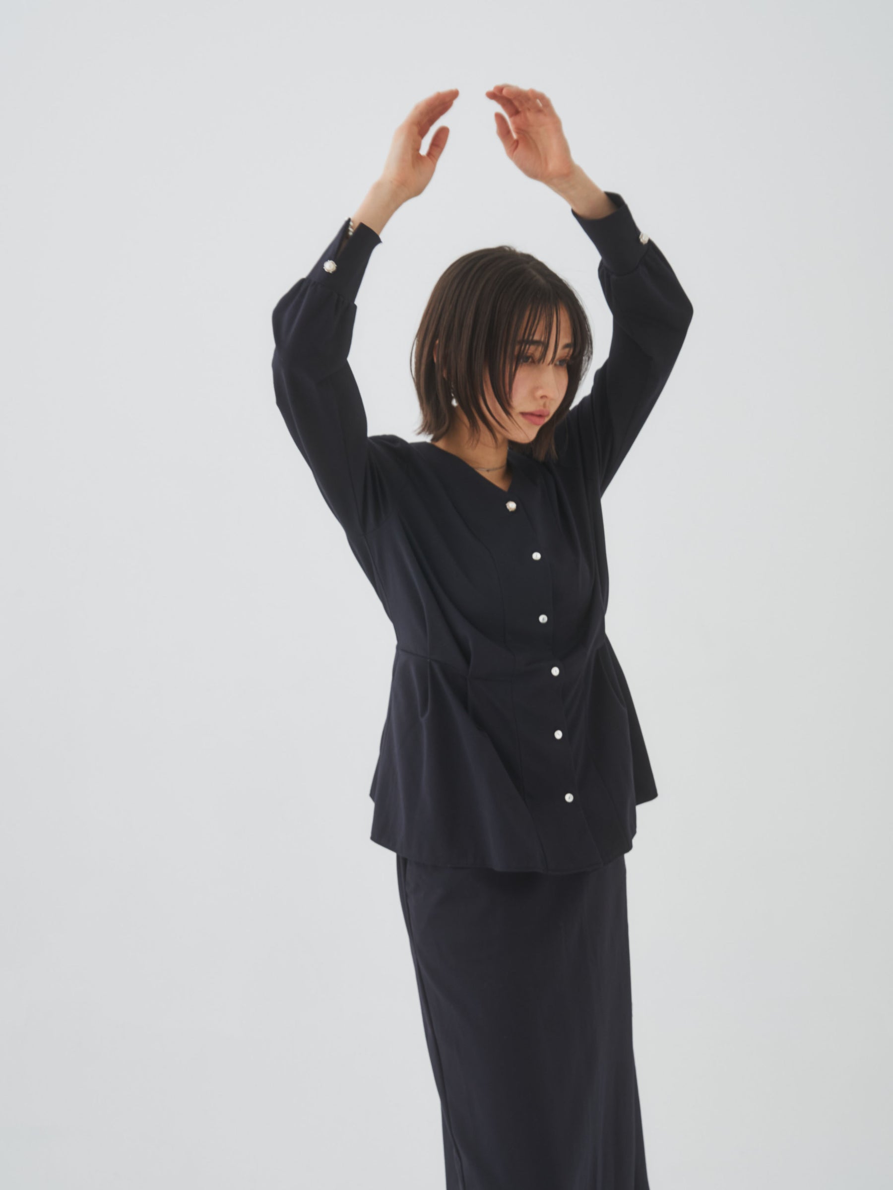 3/20(金)11:00発売開始【洗える】スウェットな着心地ペプラムブラウス