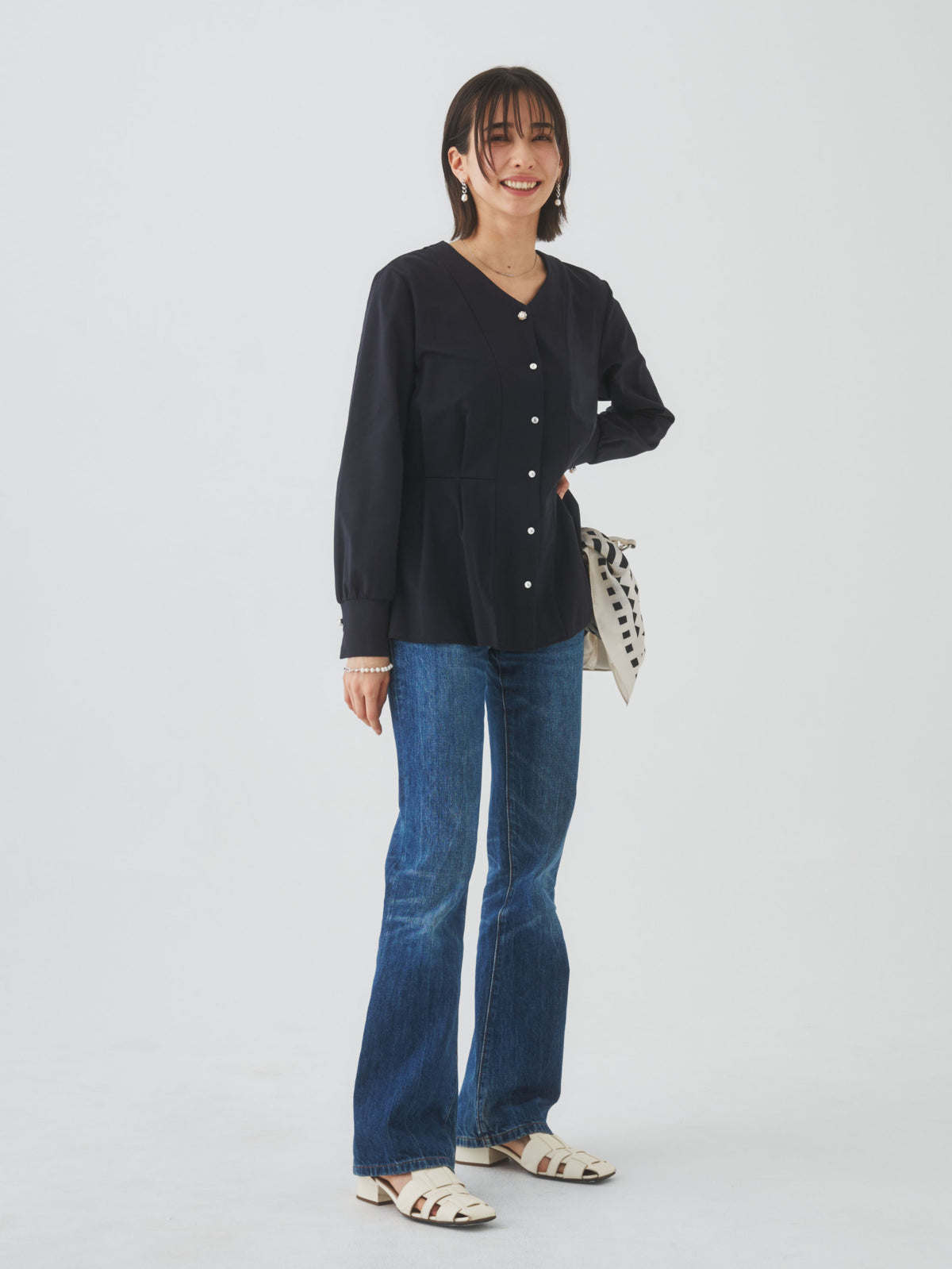 3/20(金)11:00発売開始【洗える】スウェットな着心地ペプラムブラウス