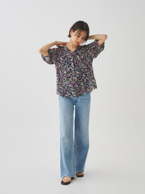 6/5(金)21:00発売開始【洗える】小さな花の2WAYプルオーバー