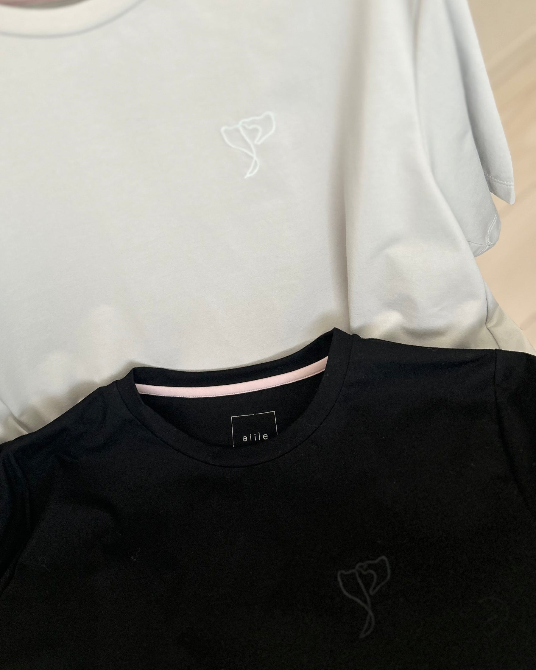 【洗える】aiile Tシャツ